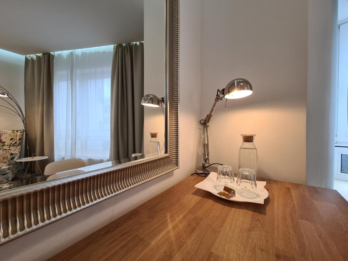 Schoenes Zimmer In Zentraler Lage Hanover Exterior photo